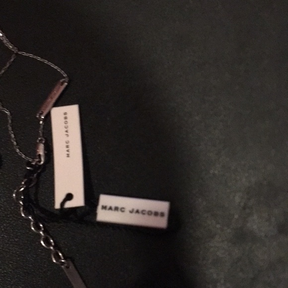 Marc Jacobs bow tie necklace - Picture 3 of 3